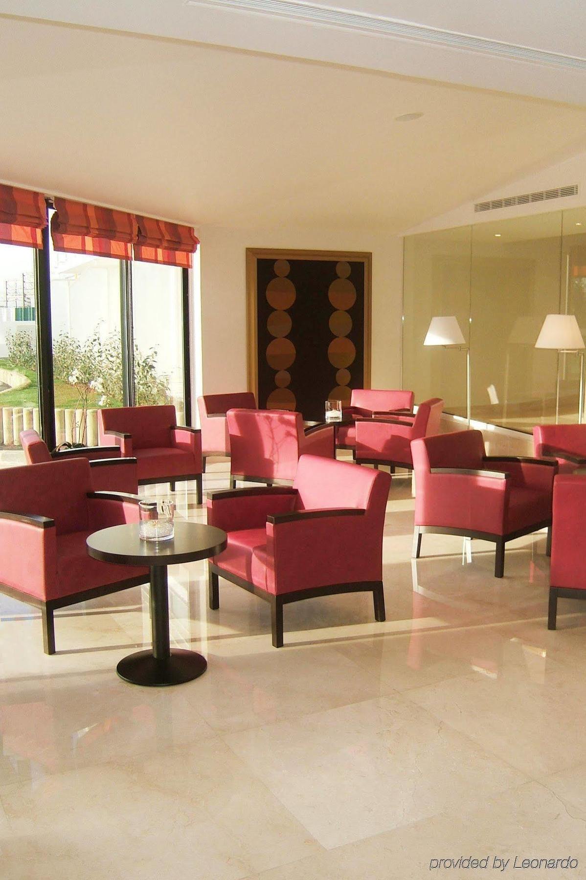 Residhome Val D'Europe Montévrain Ristorante foto