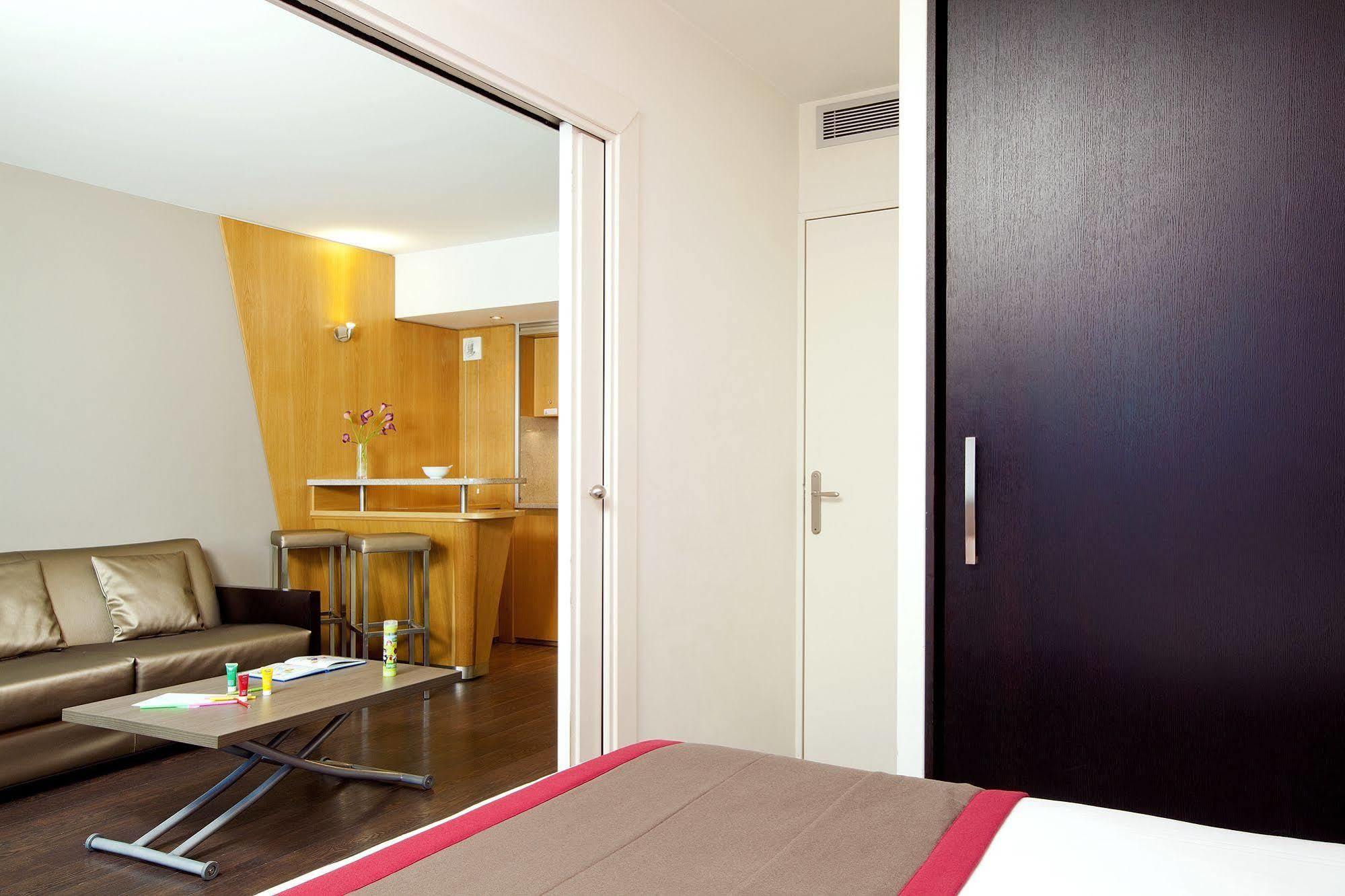 Residhome Val D'Europe Montévrain Esterno foto